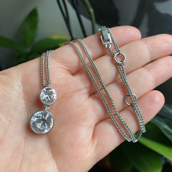 Givenchy Necklace - Picture 2 of 4